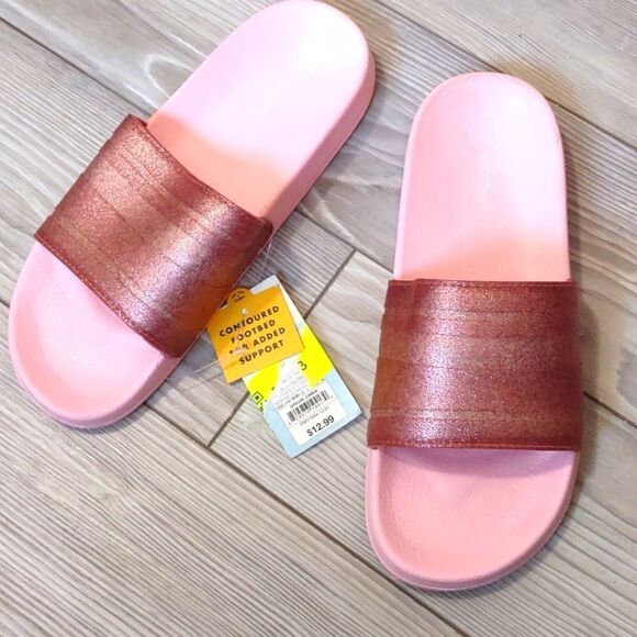 (1-0028)  🔥3/$20🔥  Cat & Jack  Slip-On Sandals Sz XL (6) - Picture 1 of 10